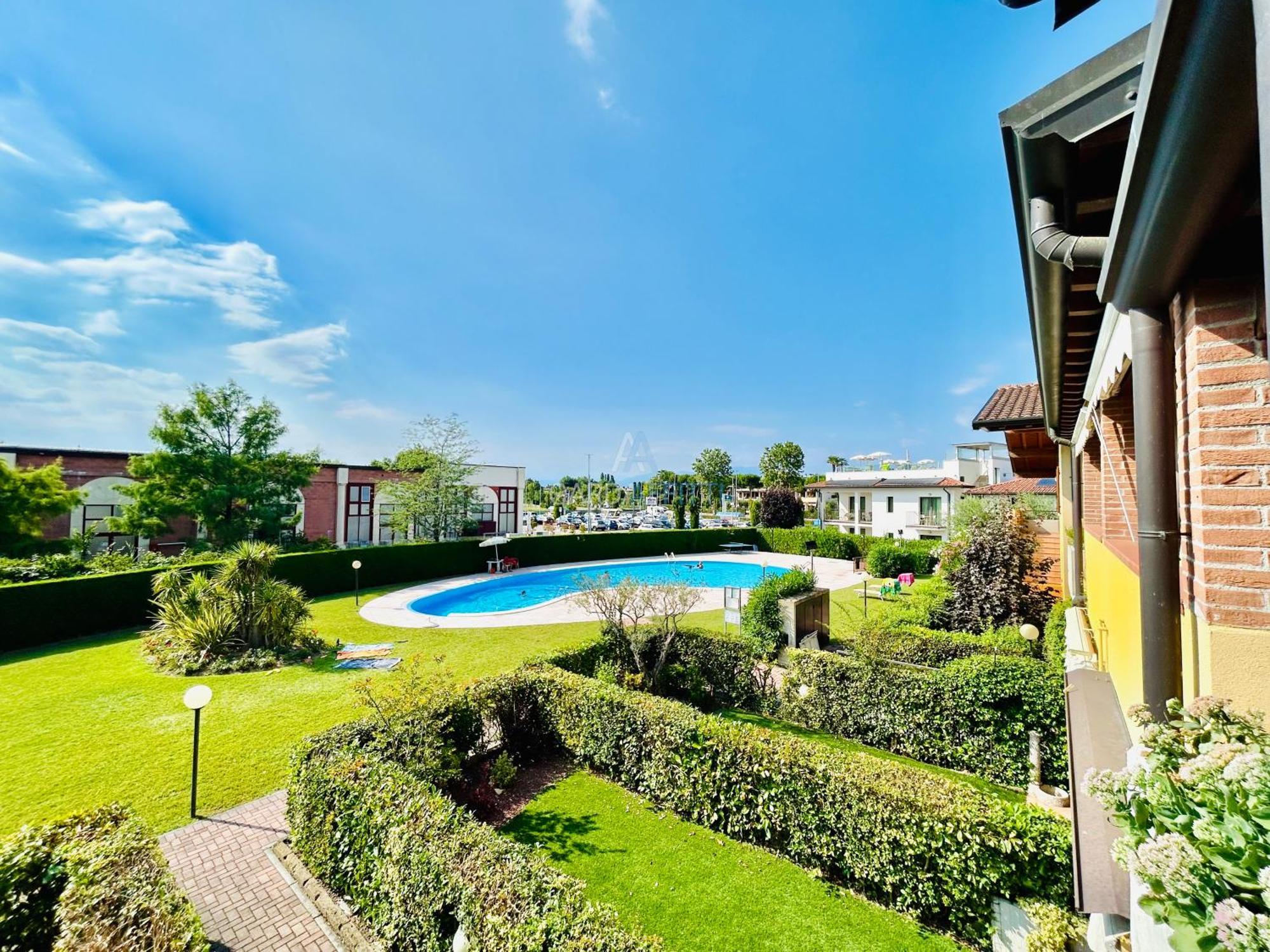 Artemide Apartment - A Soli 150M Dal Lago Di Garda Sirmione Zewnętrze zdjęcie