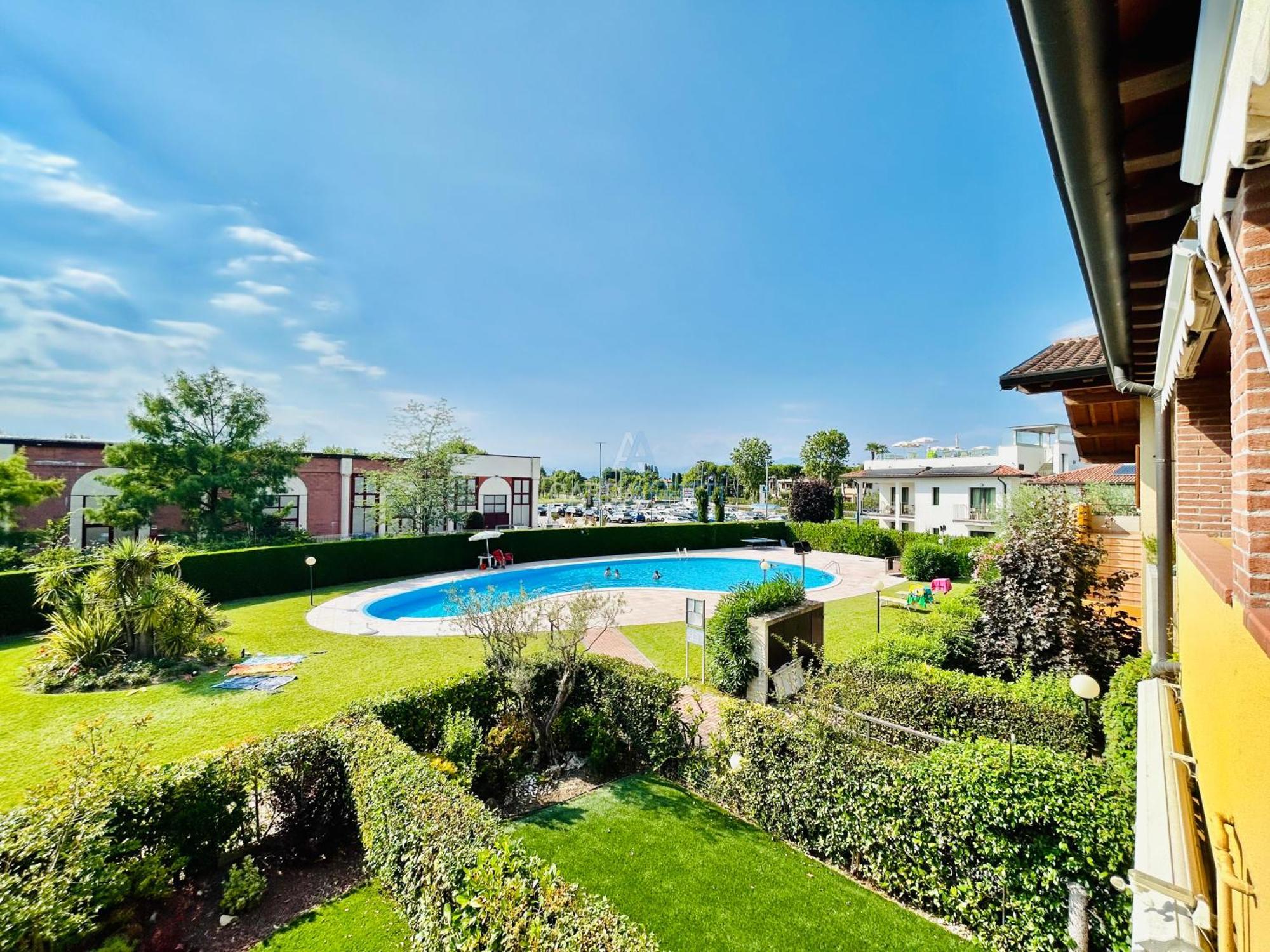 Artemide Apartment - A Soli 150M Dal Lago Di Garda Sirmione Zewnętrze zdjęcie